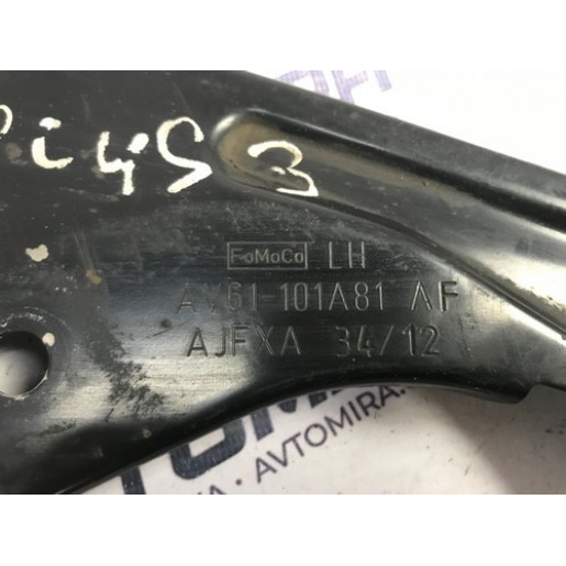 Кронштейн передньої панелі Ford Focus 3 2011-2017 AV61101A81AF